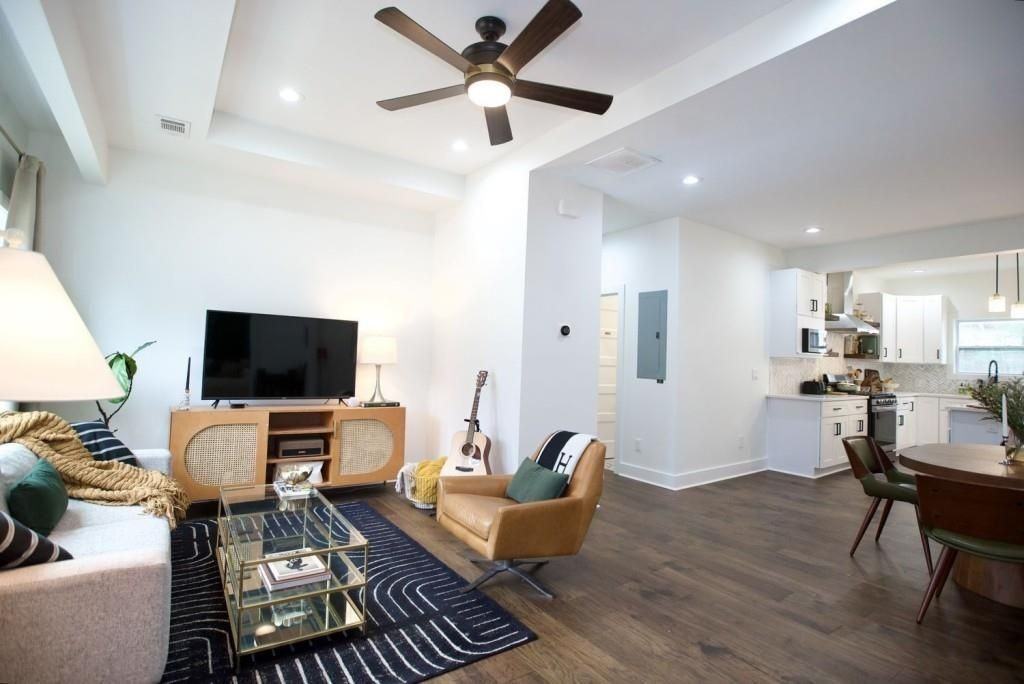 1718 Line St - Photo 6 of 25