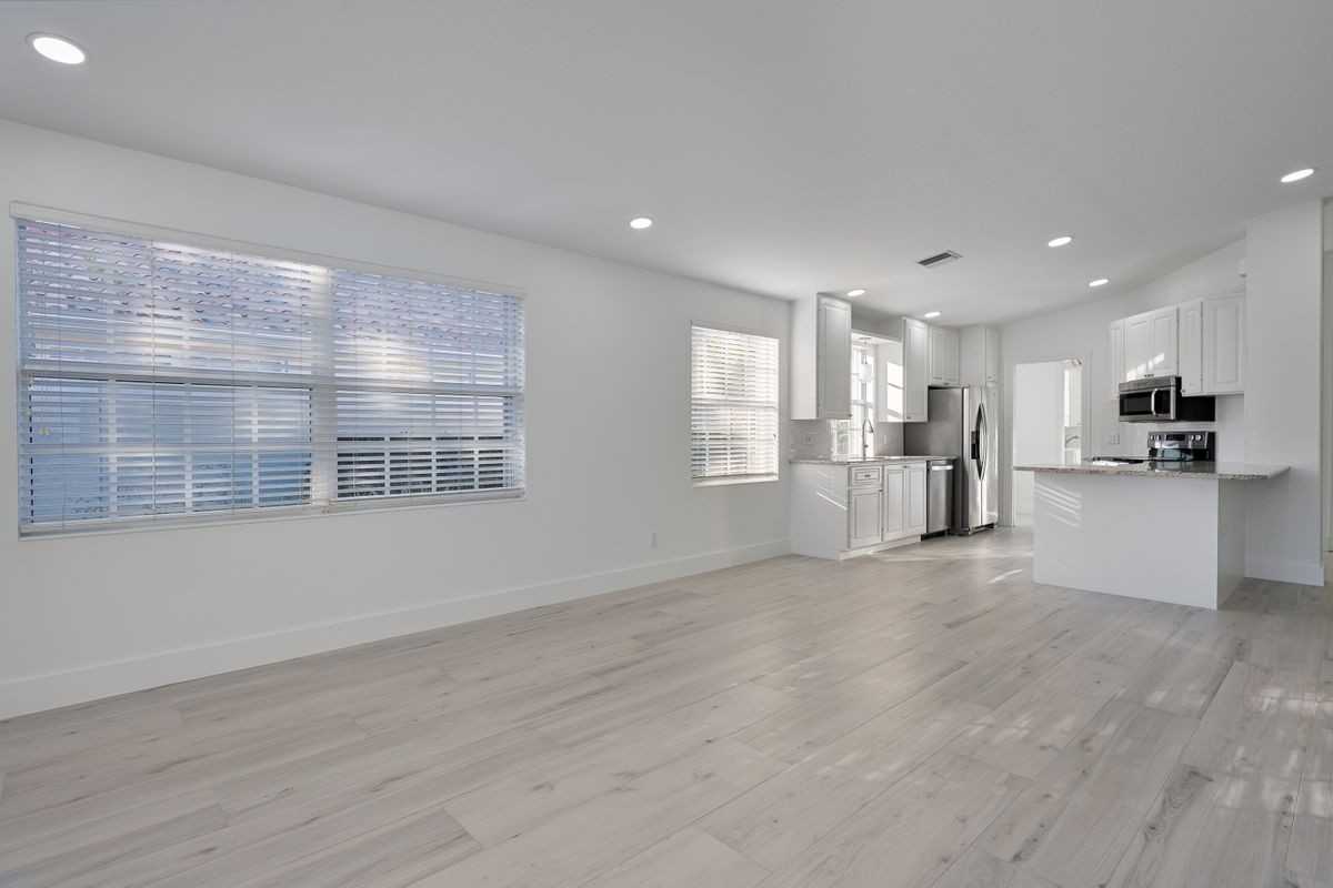 4768 San Carlo Ct - Photo 7 of 21