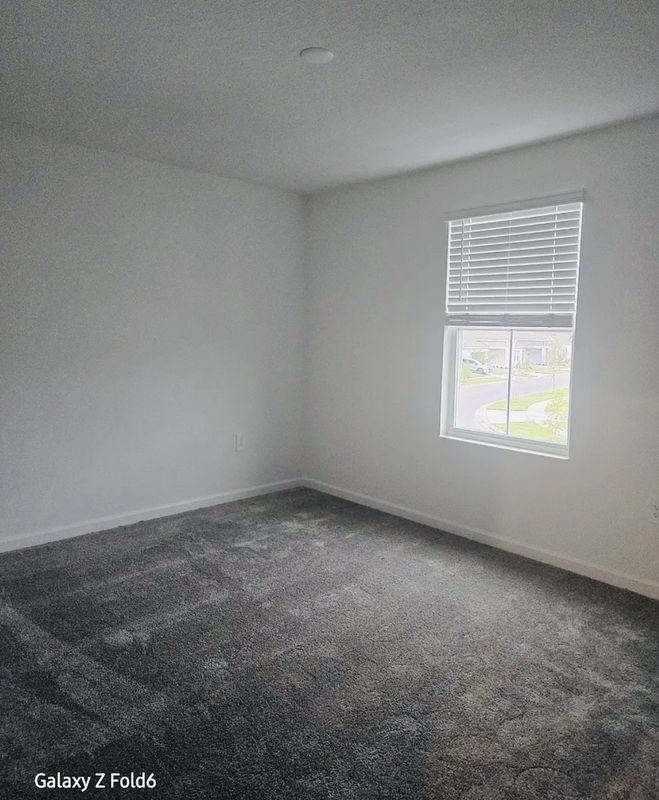 4885 Worchester Dr - Photo 7 of 19