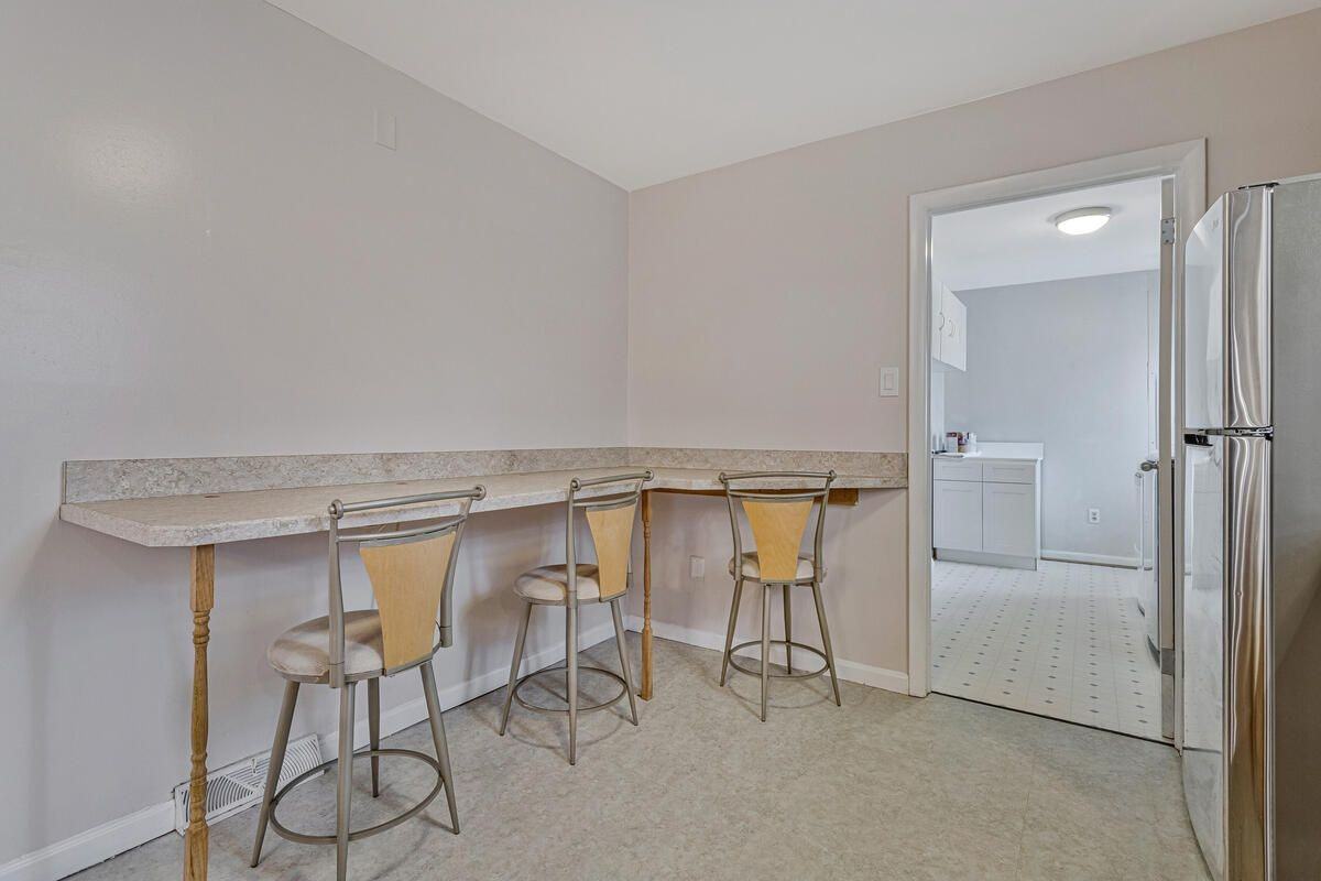 6015 Cracklingtown Rd - Photo 3 of 21