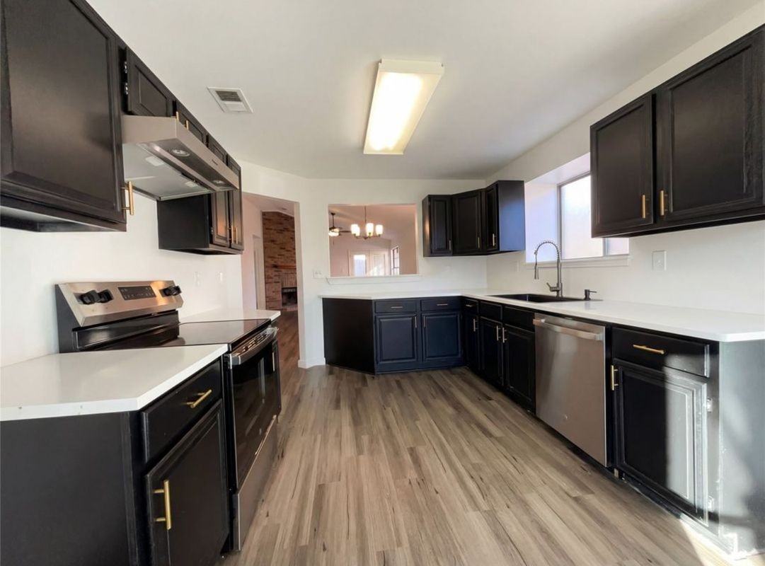 2109 Woodland Oaks Dr - Photo 7 of 13