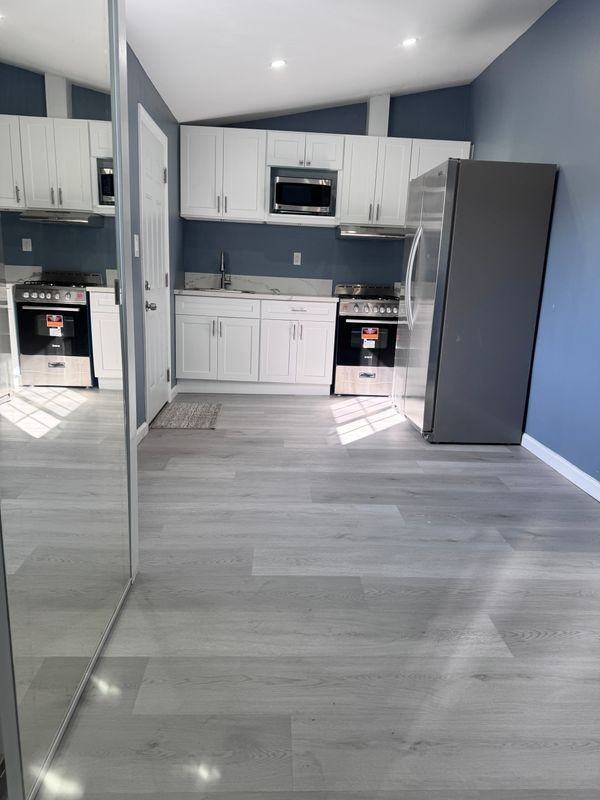 1001 S Eucalyptus Ave - Photo 3 of 9