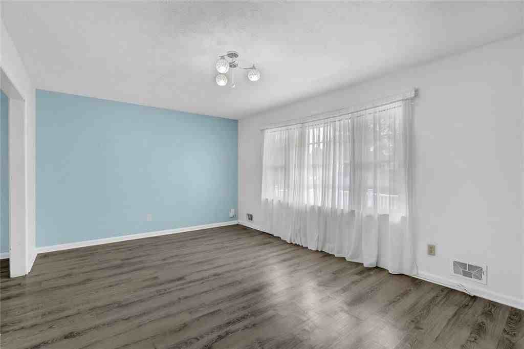 2746 Abilene Trl - Photo 6 of 38