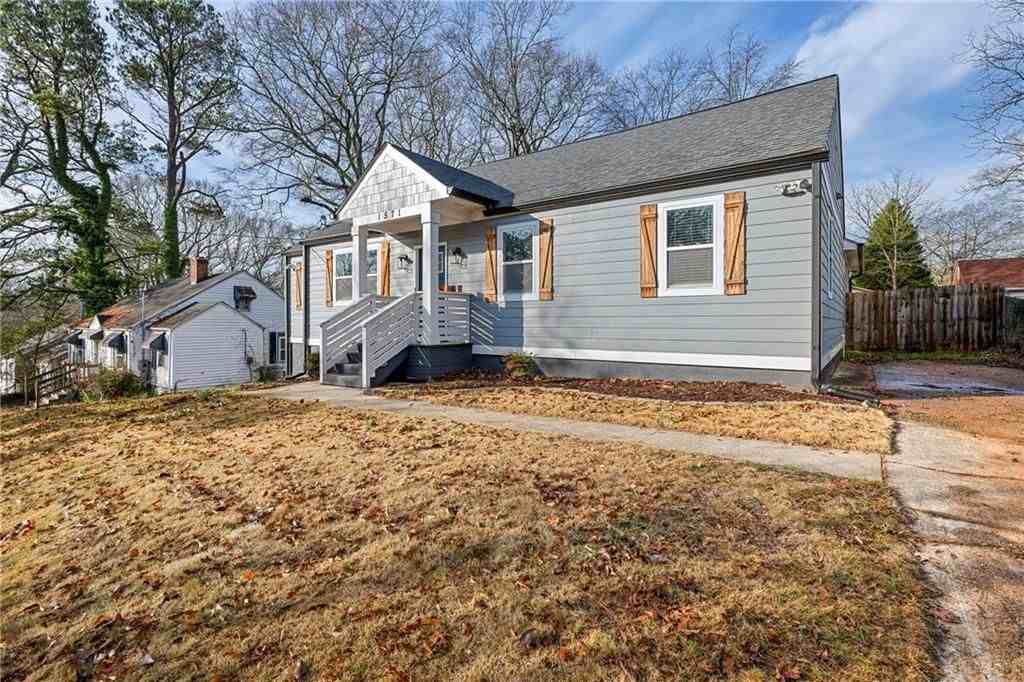 1571 Belmont Ave Sw - Photo 3 of 22