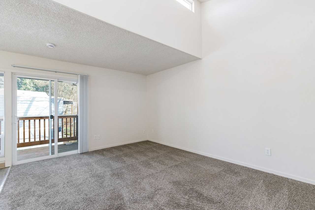 Fairway Downs - Photo 6 of 31