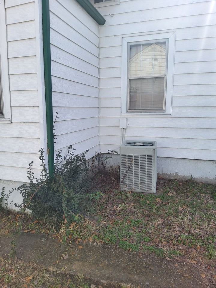 807 Maria St - Photo 7 of 11