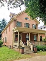 featured image of 449 Franklin St