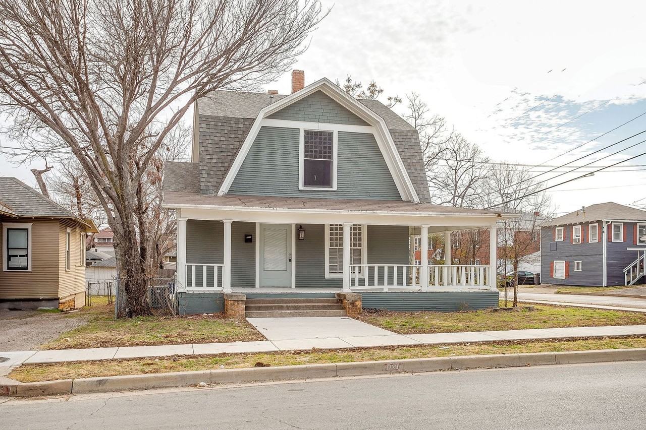 1329 Hurley Ave - Photo 3 of 41