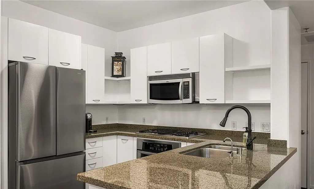 720 E San Jose Ave #6B - Photo 5 of 7