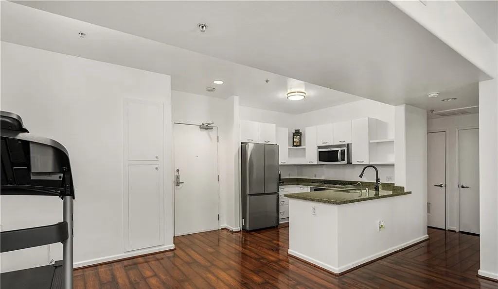 720 E San Jose Ave #6B - Photo 7 of 7