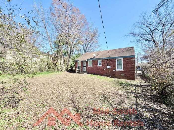 1417 Rayner St - Photo 5 of 14