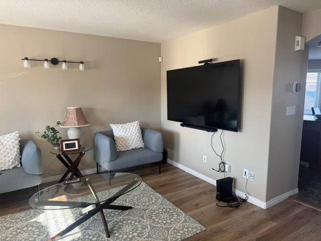 106 Brintnell Blvd Nw - Photo 2 of 20