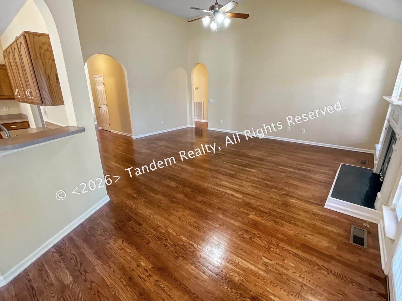 7365 Sugarloaf Dr - Photo 5 of 25