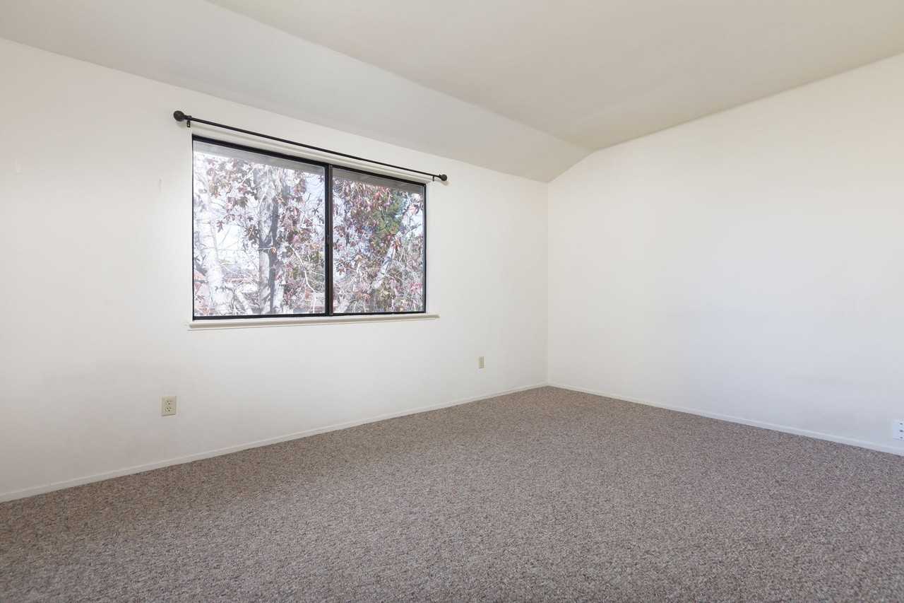 1170 Whitewater Cv - Photo 7 of 25