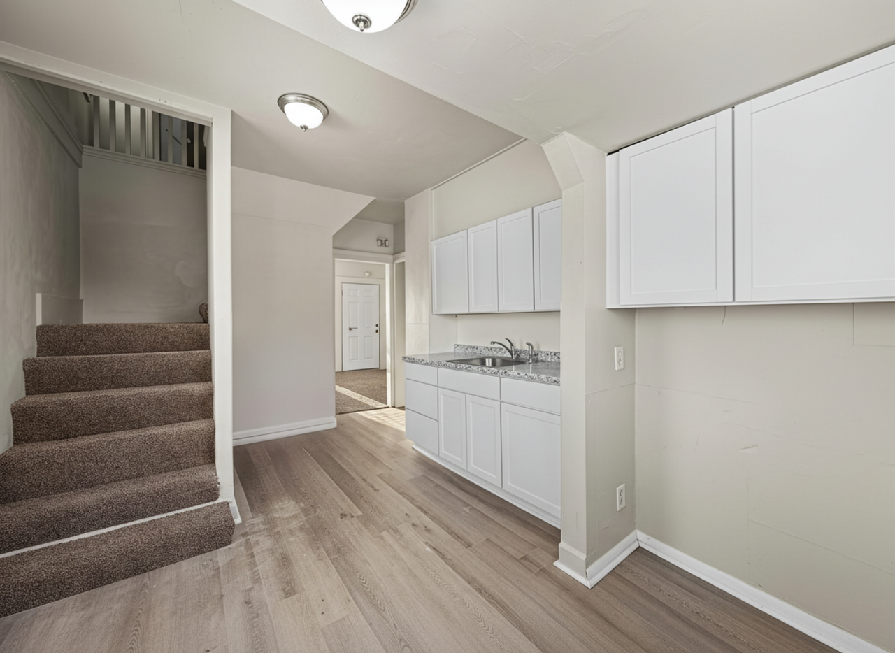 5202 Marlborough St - Photo 2 of 14