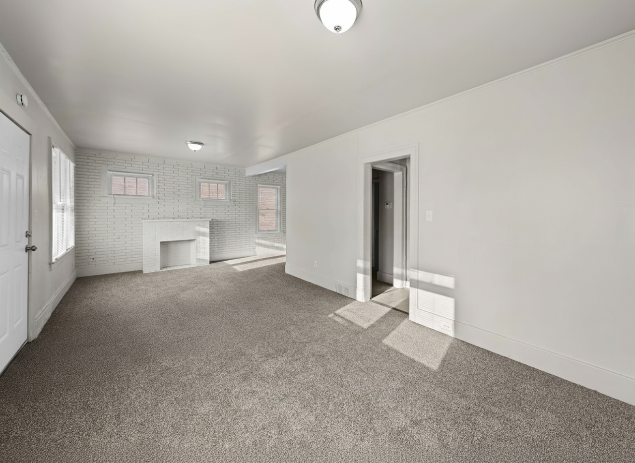 5202 Marlborough St - Photo 3 of 14