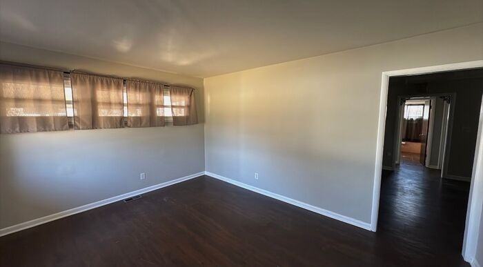 2901 Azalea Rd Sw - Photo 5 of 19