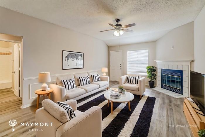 1005 Meadowbend Dr - Photo 6 of 15