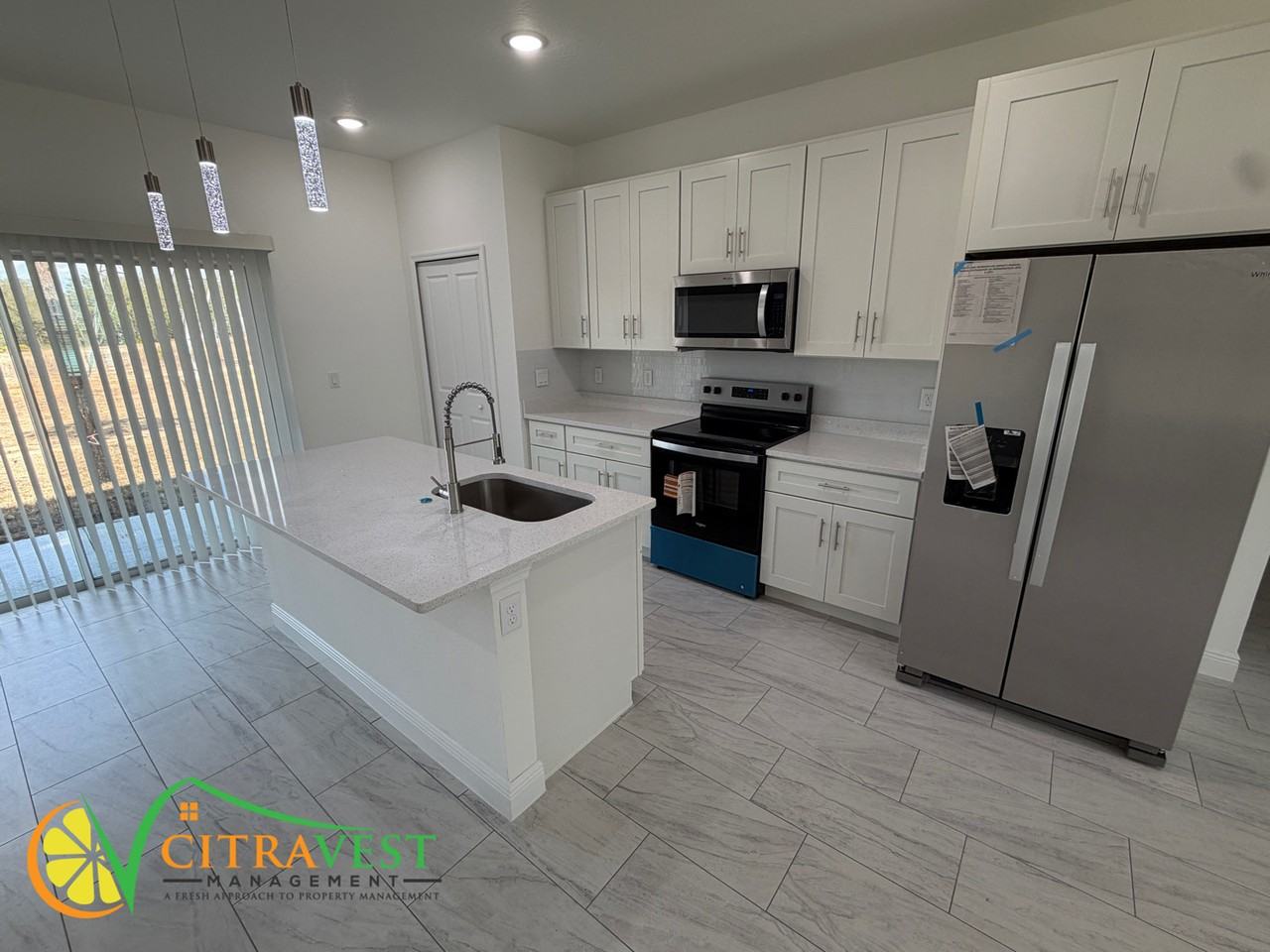 1761 W Skyline Dr - Photo 3 of 13