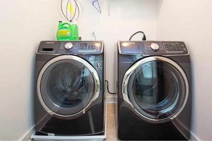 2661 Telfair Dr Se - Photo 4 of 9