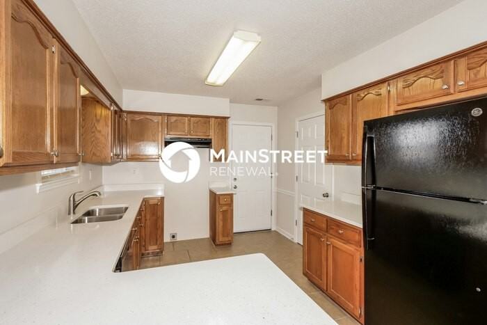 6933 Finch Rd - Photo 7 of 18