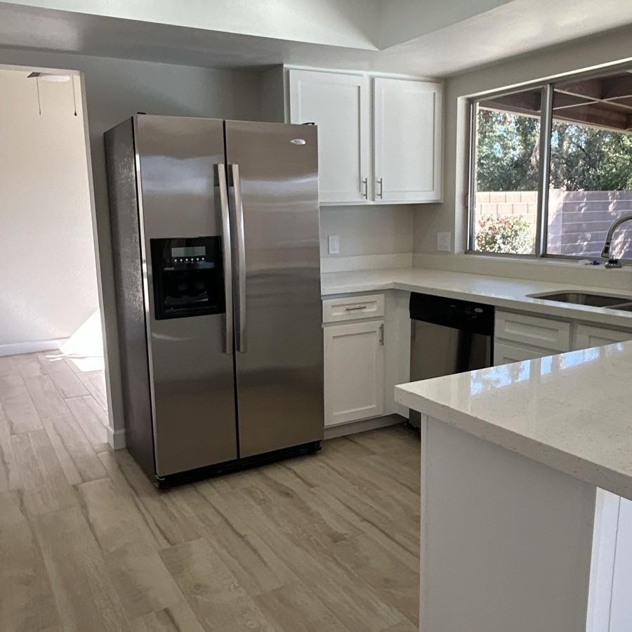 1019 W Posada Ave - Photo 2 of 4