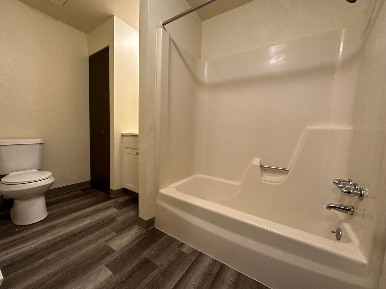 611 Kellywood Mnr - Photo 7 of 9