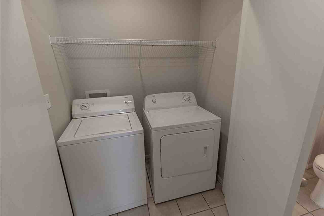 1419 Bodie Dr - Photo 6 of 27