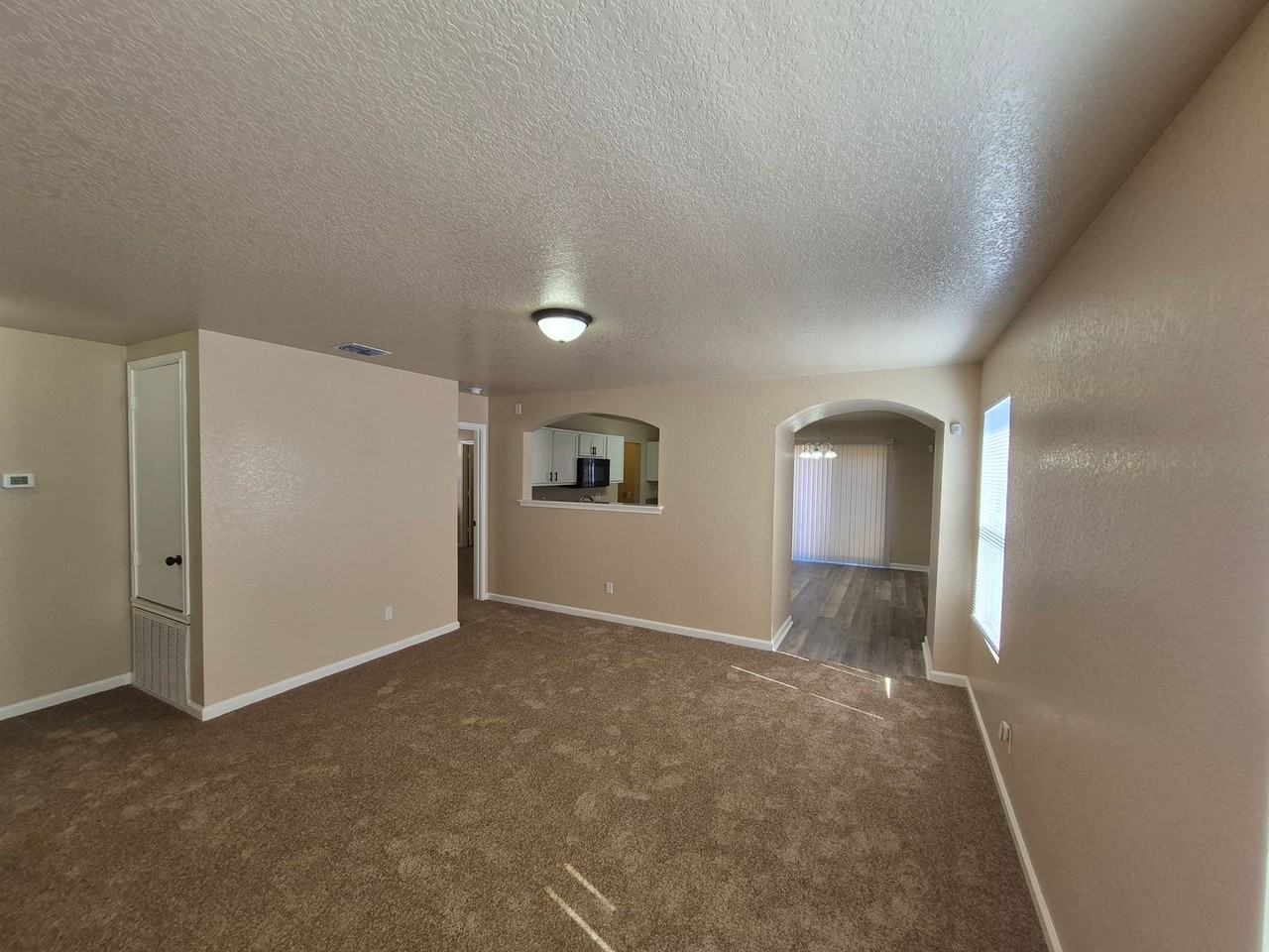 826 Absolon Farm - Photo 3 of 31