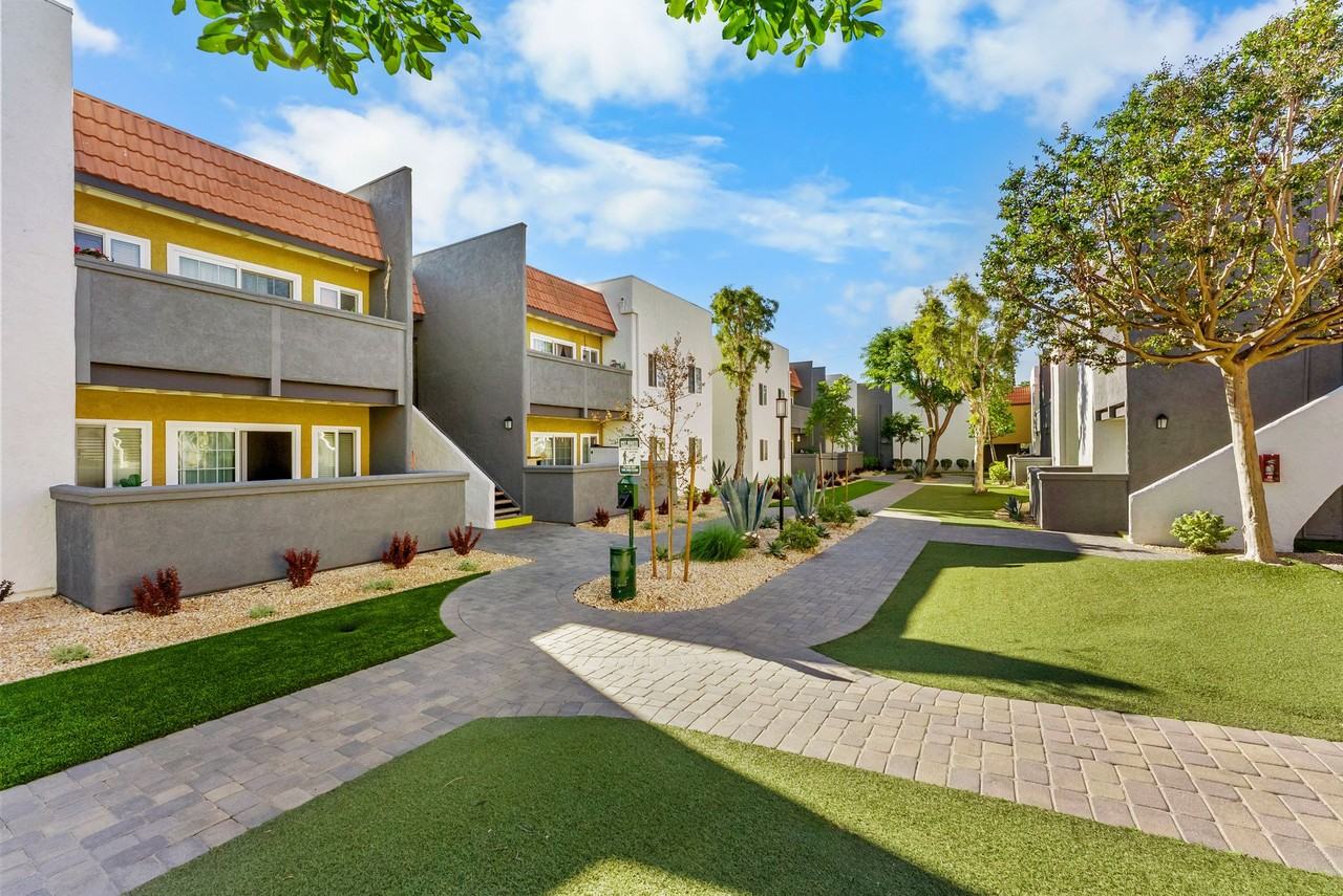 Solara Apartment Homes - Photo 3 of 50