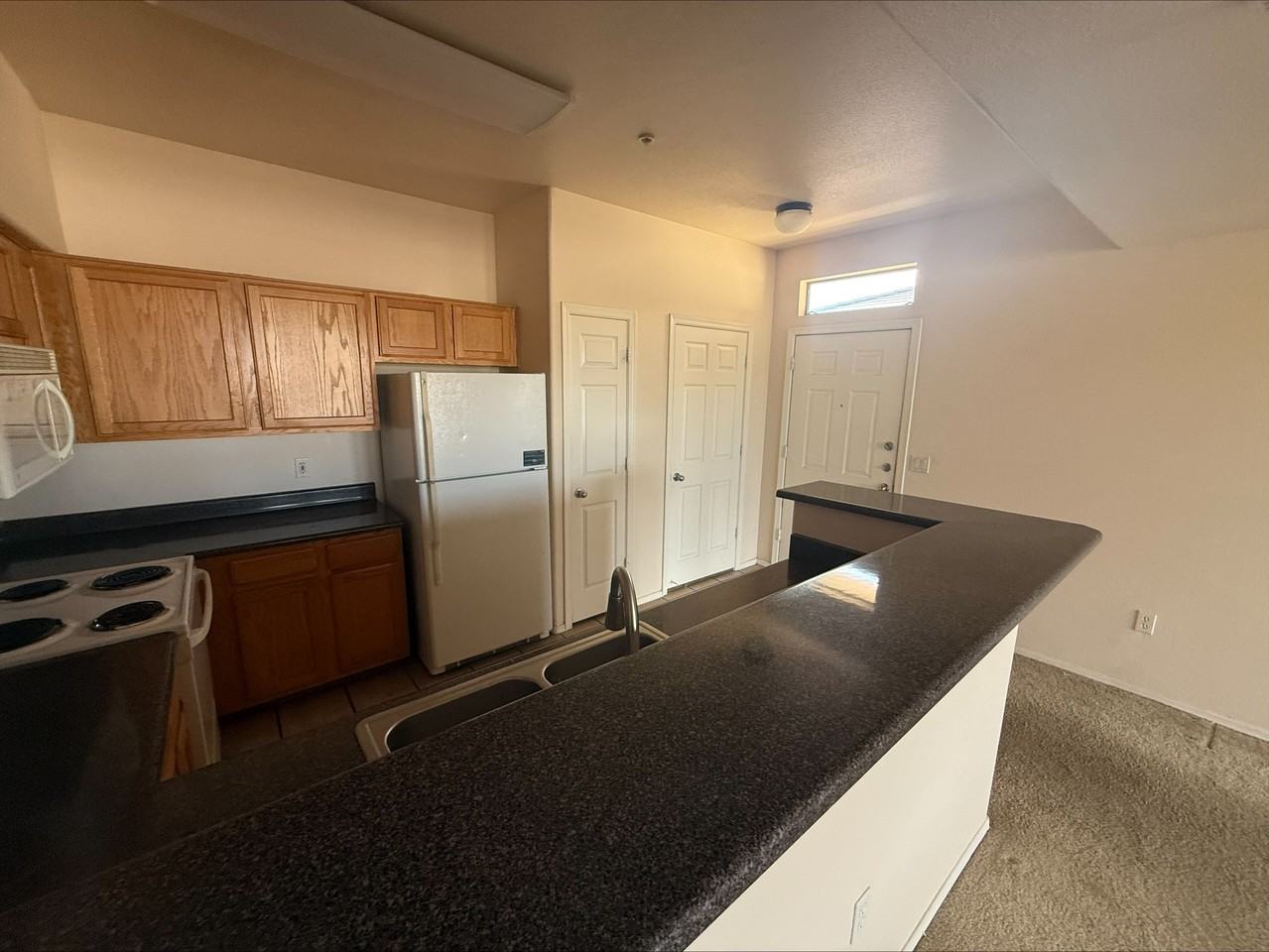 20100 N 78th Pl #3100 - Photo 5 of 14