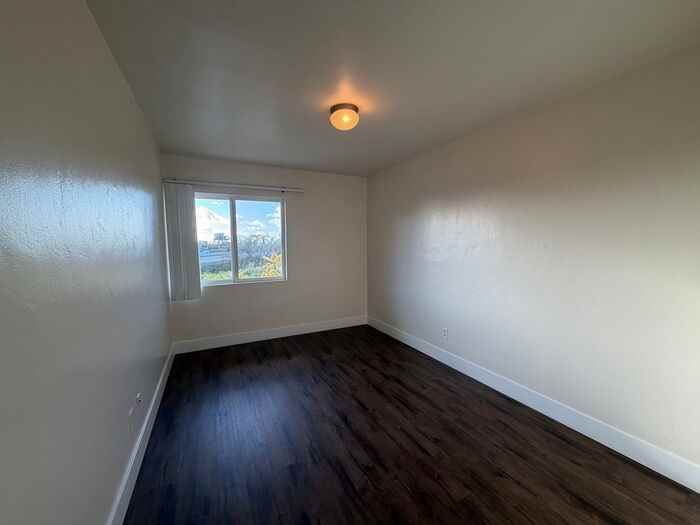 1920 Front St - Photo 7 of 9