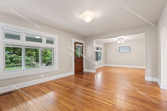 3848 Se Ivon St - Photo 4 of 37