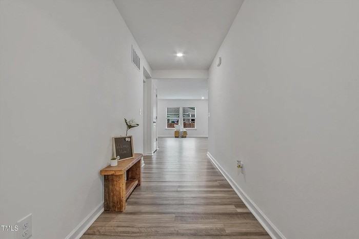 128 Willow Grove Ln - Photo 3 of 26