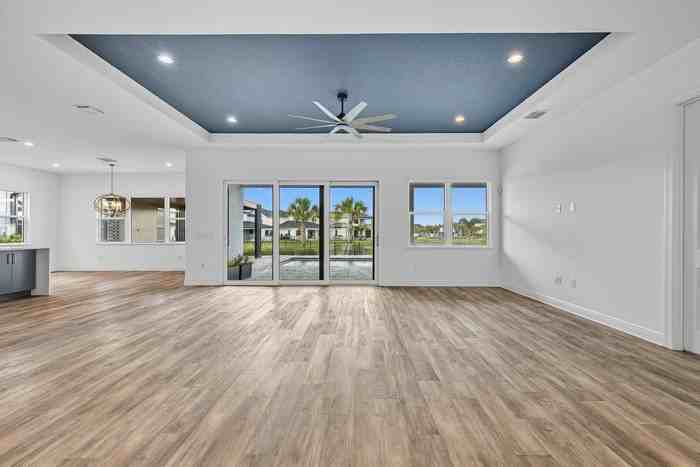 9226 Santorini Dr - Photo 7 of 50