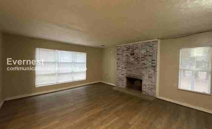 12513 Jerry Dr - Photo 5 of 18