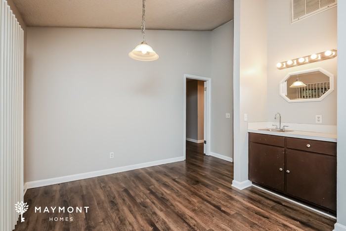 258 Apache Dr - Photo 5 of 11