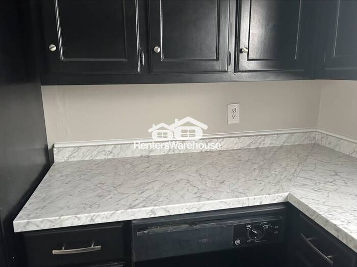 6914 33rd St - Photo 2 of 21