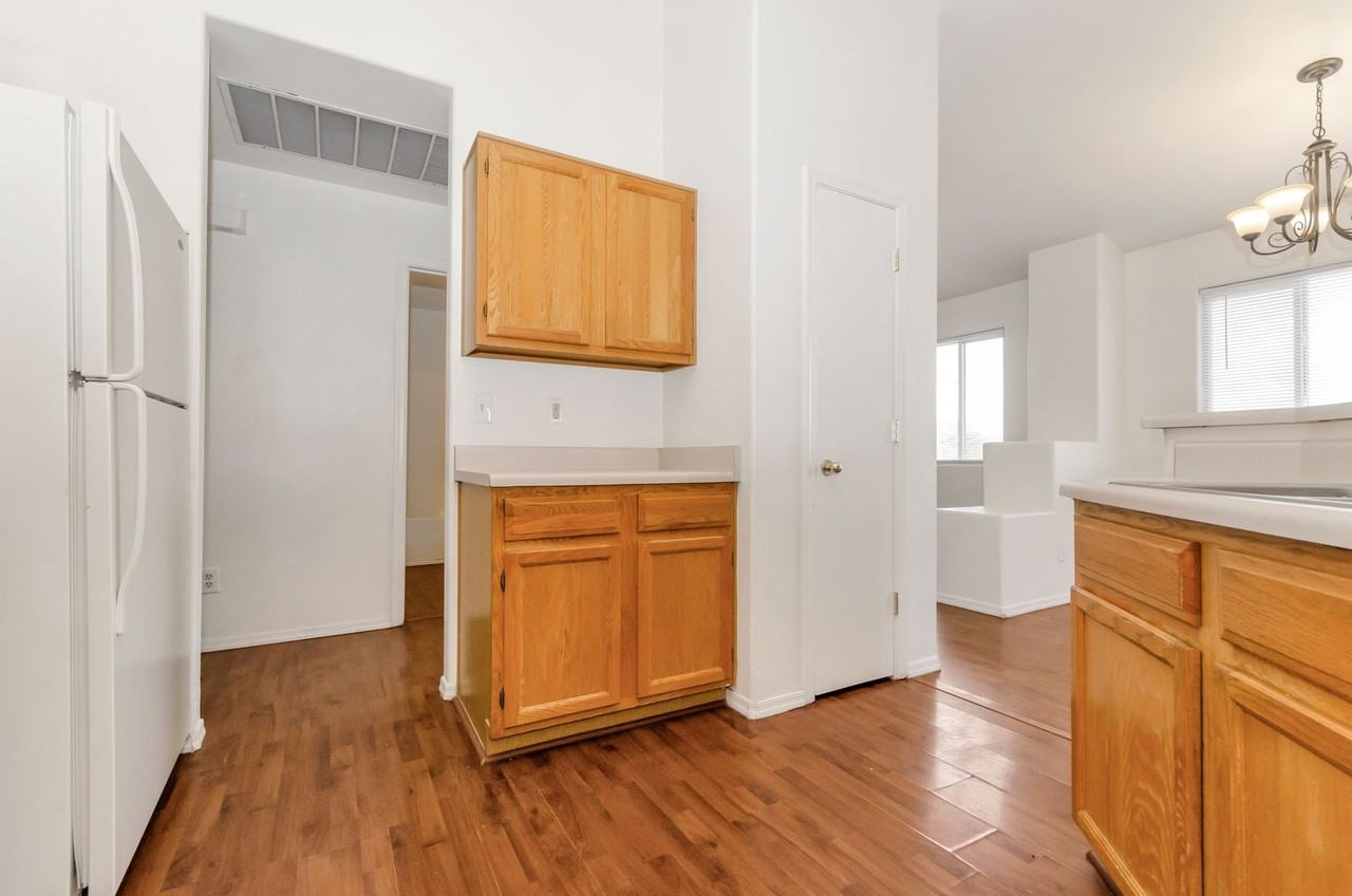 1202 N Thunder Ridge Dr - Photo 7 of 25