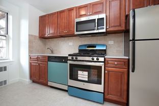 6634 108th St #4F - Photo 1 of 1