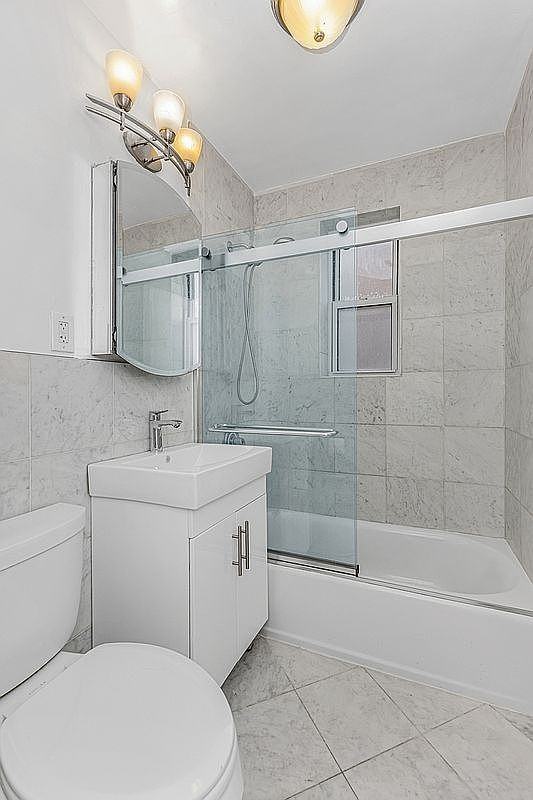 6640 108th St #4G - Photo 6 of 6