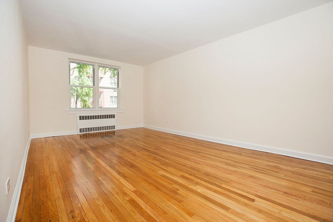 6710 108th St #2D - Photo 4 of 6