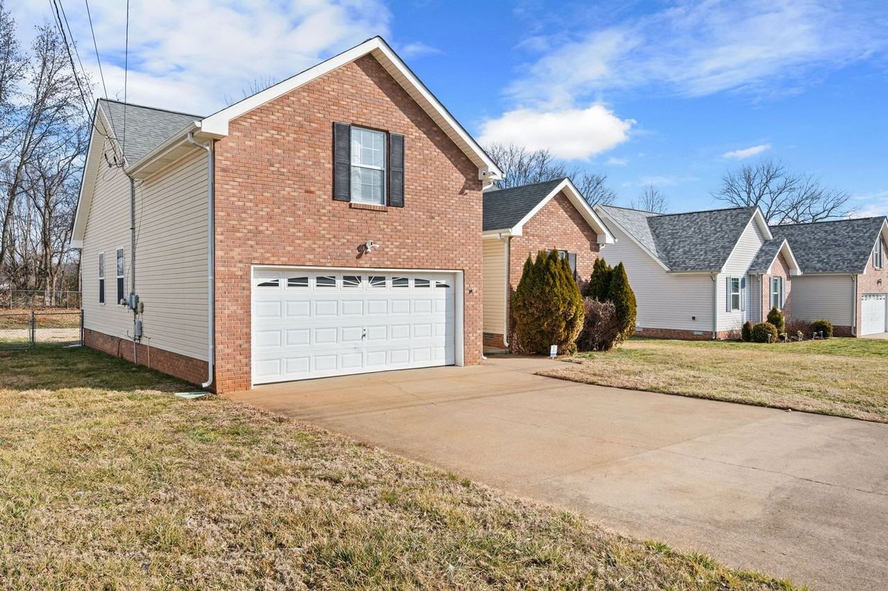 3497 Sandpiper Dr - Photo 2 of 30