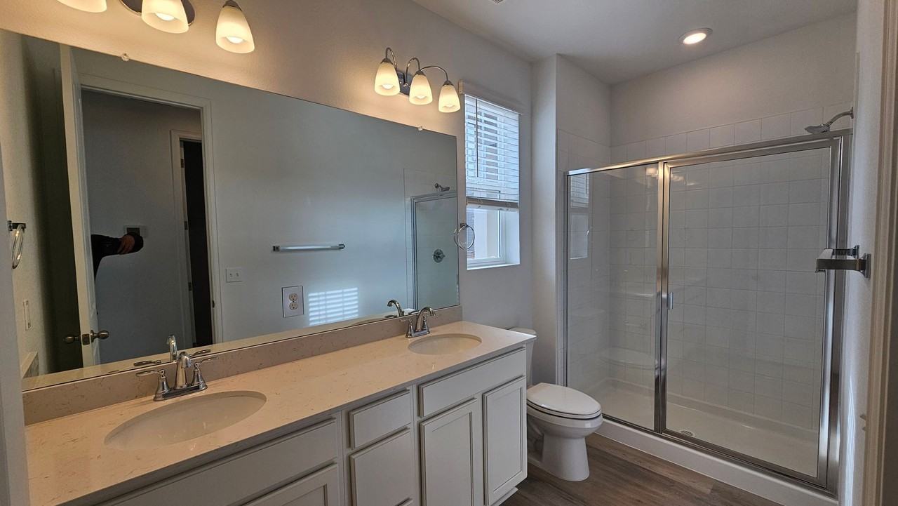 24700 E 42nd Ave - Photo 7 of 21