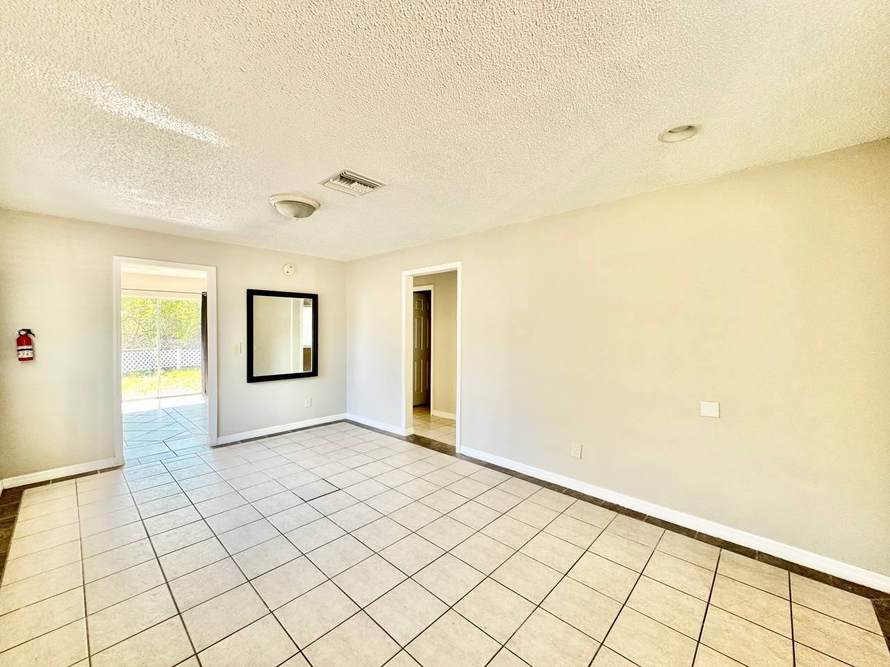 629 Wildwood Way - Photo 3 of 17