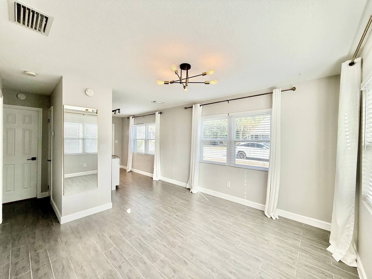 1904 W Cypress St #A - Photo 6 of 19