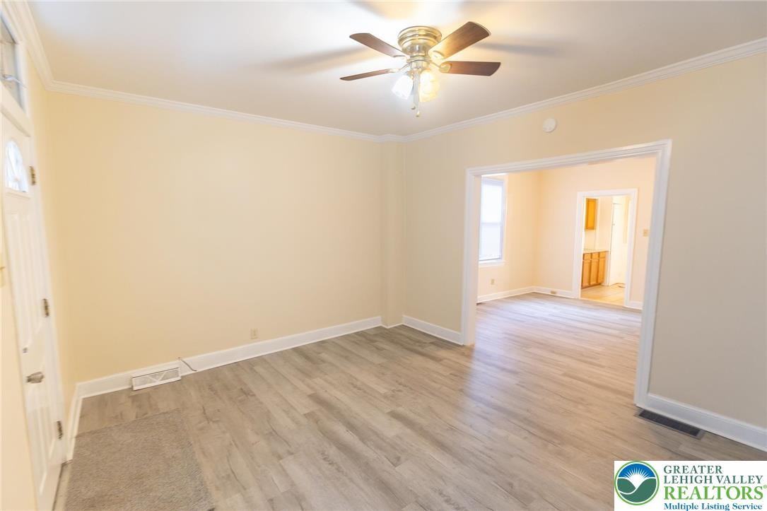 32 W Raspberry St - Photo 4 of 17