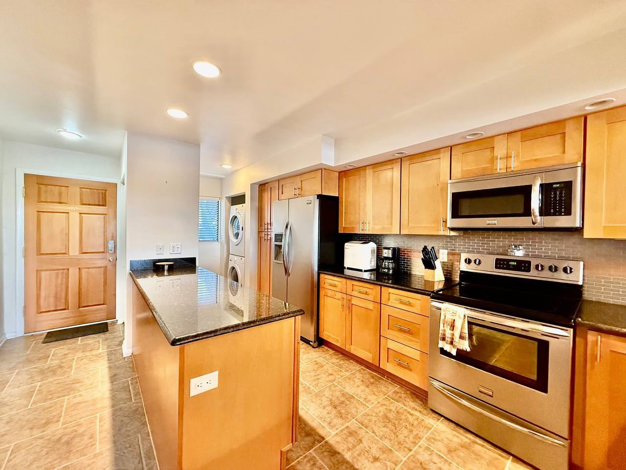 821 Bahia Del Sol Dr #C - Photo 4 of 27