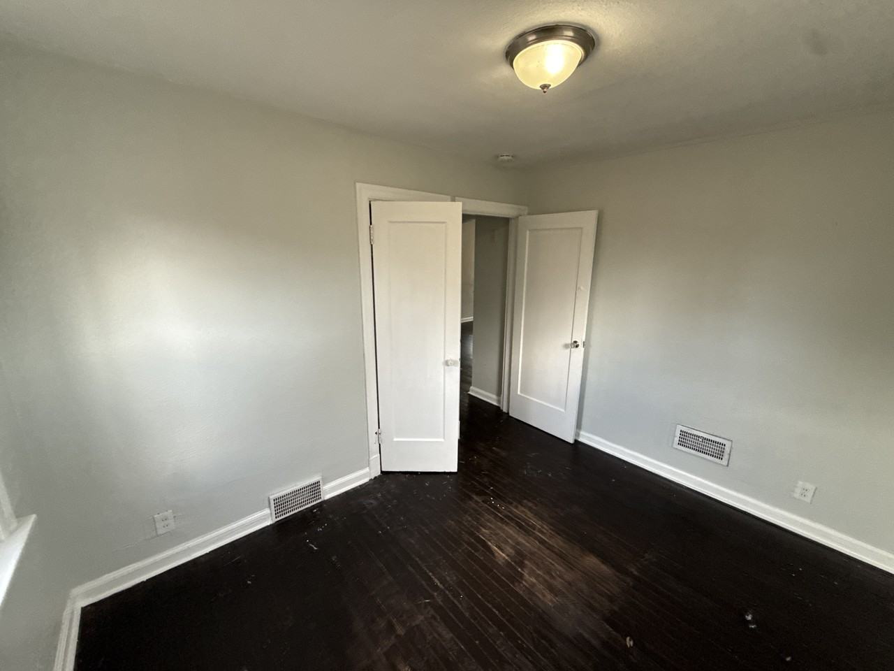 7021 Minnie Ave - Photo 4 of 7