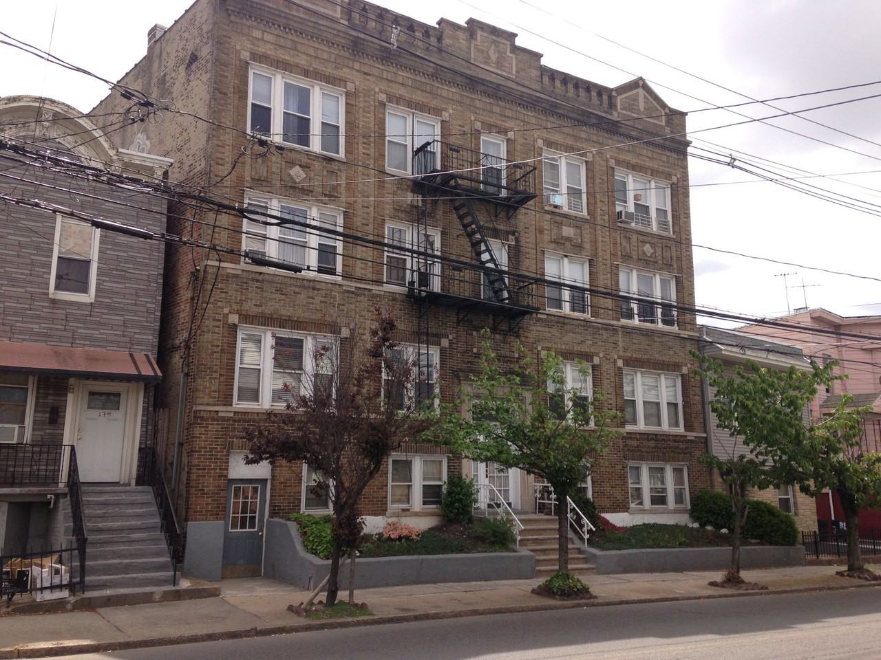 Angel View Apartments - Photo 5 of 5